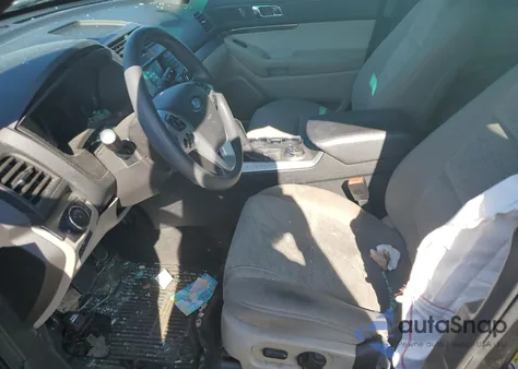 2015 Ford Explorer z USA, uszkodzony, nr VIN 1FM5K8B86FGB23959